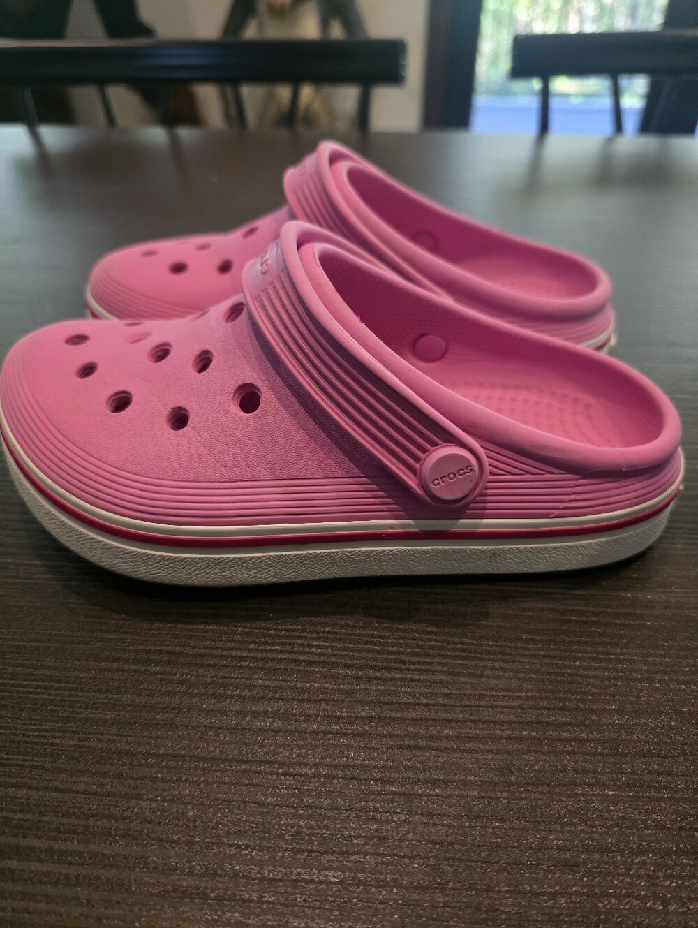 Girls Off Court Crocs